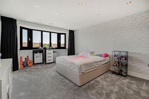 Photo 9- click for photo gallery